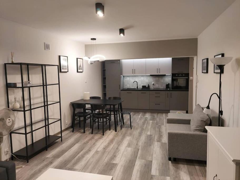 Uroczy Apartament W Scislym Centrum Gizycka Giżycko Εξωτερικό φωτογραφία